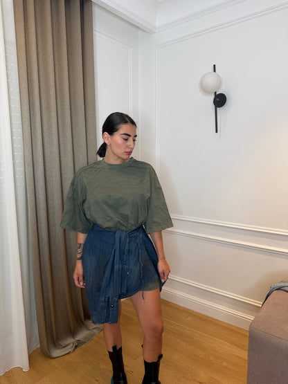 T-shirt + gonna Denim green