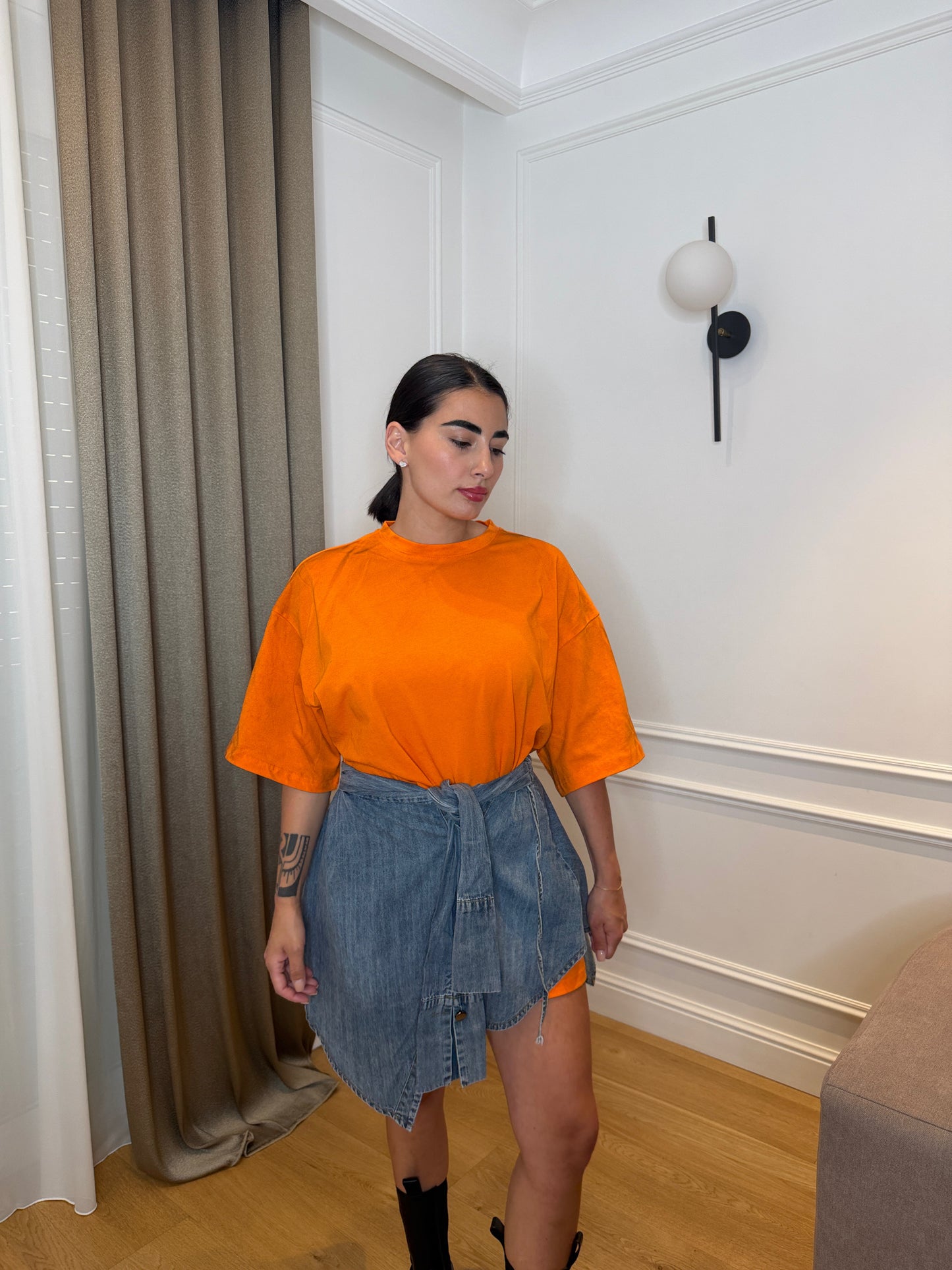 T-shirt + gonna Denim orange