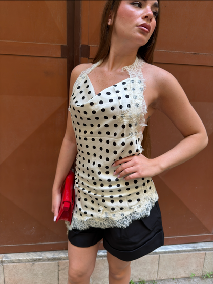 Top pois e pizzo bianco